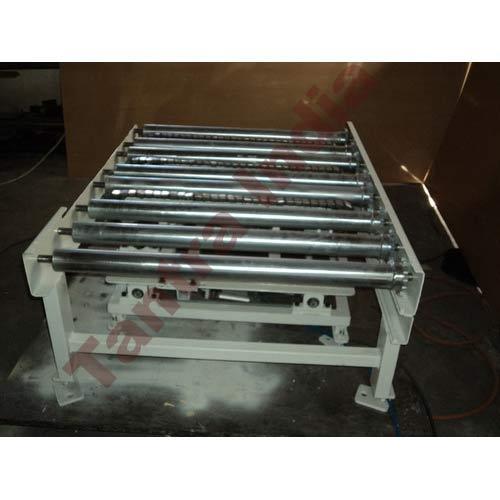 Roller Conveyor (With Lift Table)