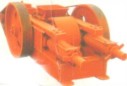 Roll Crusher - Durable Steel Construction, Versatile for Stone, Chemicals, and Minerals Processing