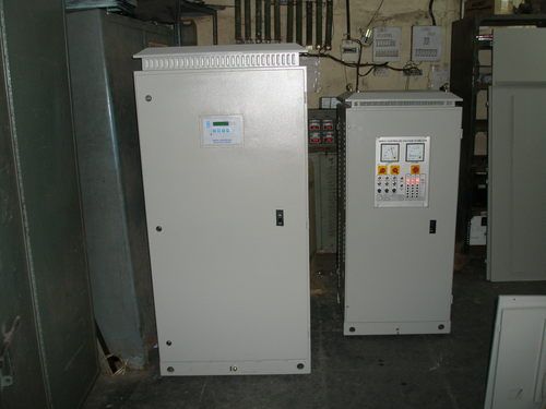 Compact Design Metal Body Industrial Grade Servo Voltage Stabilizer