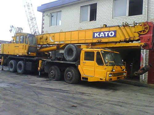 Used Crane KATO NK500-III