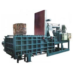 High Quality Scrap Baling Machine