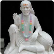 Finely Finished Saibaba Statue