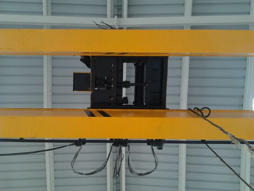 Double Girder EOT Cranes