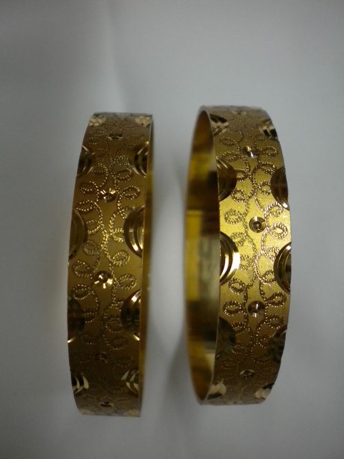 Brass Bangles - Handmade Painted Designs , Lightweight Construction with Dazzling Finish