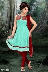 Sleeveless Chiffon Salwar Kamiz