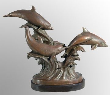 Bronze Fishes Statue