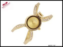 Ladies Fashionable Wrist Watch