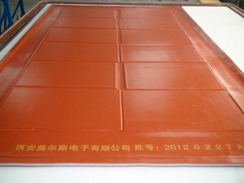 Silicone Rubber - 4000mm Wide, High Crack Intensity 21.68KN/m | Excellent Durability for Glass Laminating Machines