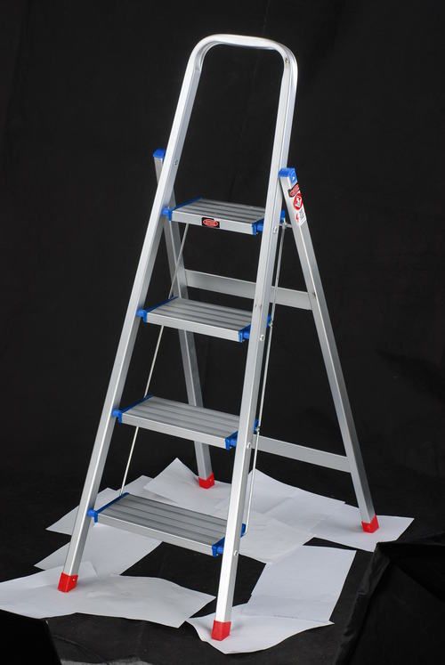 Foldable Ladders -SL-4