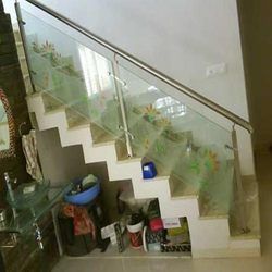 Stainless Steel Railing With Glass