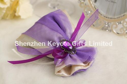 Fashionable Wedding Candy Bags