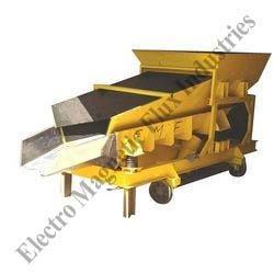 Vibratory Furnace Charger