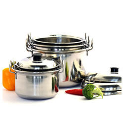 Dutch Oven - High Quality Cast Iron Design , Available In Various Sizes And Capacities