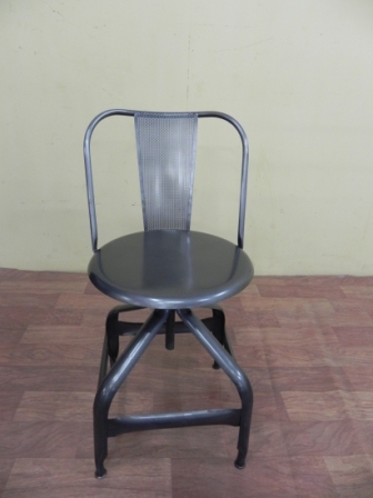 Iron Chair (VH11-10)