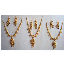 Designer Gold Forming Necklaces