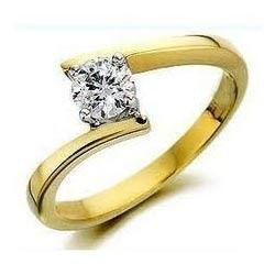 Ladies Stylish Gold Ring