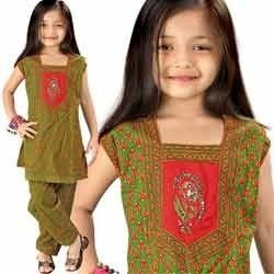 Kids Salwar Kameez