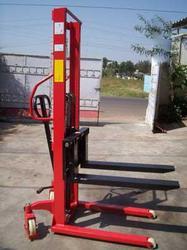 Hydraulic Pallet Lifter