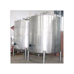 Industrial Liquid Storage Tanks