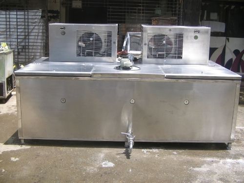 bulk milk cooler