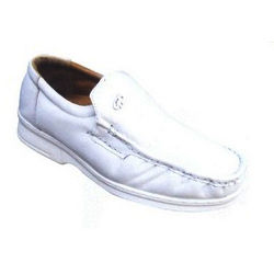 White 6X10 Gents Shoes (Ren-01)