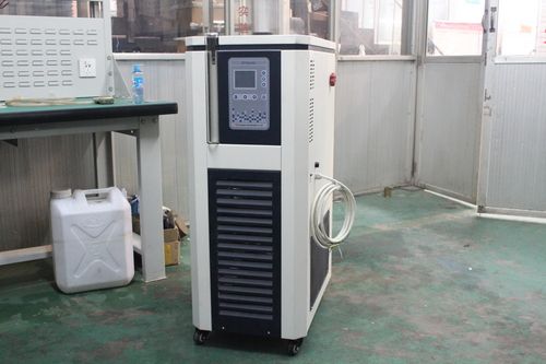 High Temperature Hermetic Circulating Oil Bath Sy-3