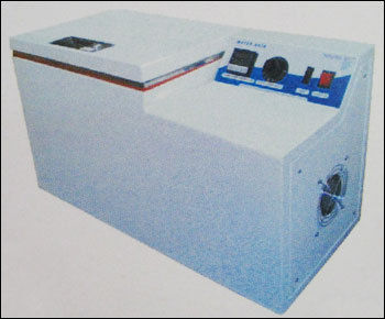 Water Bath - Microprocessor PID Controlled System with ± 0.1°C Accuracy, Motor Stirrer for Uniformity and Safety Thermostat