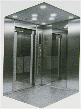 Compact Machine Room Elevators