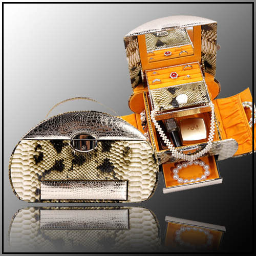 Jewelry Boxes - Premium Quality Materials, Variety of Designs and Sizes, Vibrant Colors