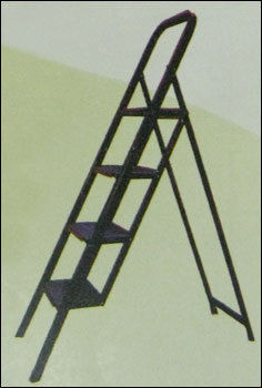 Ladder - Durable Steel, Versatile Sizes and Dimensions, Available in Multiple Shades - Economically Priced for Every Budget