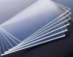 Colourless Plain Rectangular Fully Transparent Solid Acrylic Sheets Light Transmittance %: Customizable