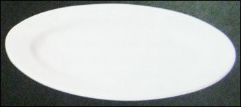 Wide Rim Oval Plates