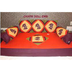 Chatri Doll Emb Diwan Set