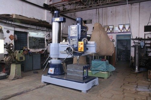 Heavy Duty Pillar Drilling Machine