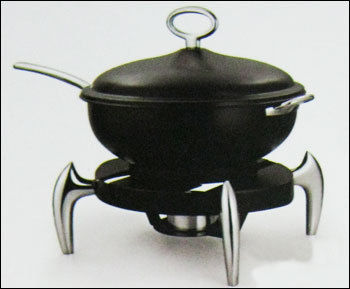 Black Wok Style Chafing Dish With Chrome Legs