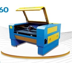 Automatic Pickup Positioning Lable Cutter