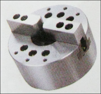 Close Centre Power Chuck