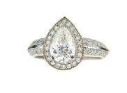 Attractive Diamond Engagement Ring