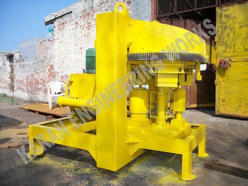 Fly ash brick machine