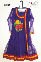 फैंसी नेट कुर्ती