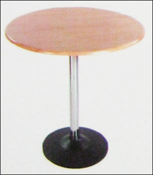 Restaurant Round Table (E-1001)