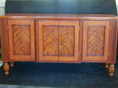 Attractive Design Wooden Cabinet