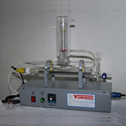 Quartz Single Stage Distiller a XL Series with Borosilicate Glass Condenser