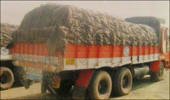 Truck And Tempo Tarpaulins