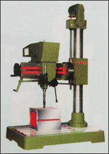 Fine Feed Radial Drilling Machine