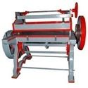 Paper Plate Circle Cutting Machine - Ergonomically Designed, Compliant with International Quality Standards