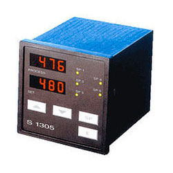 Digital Temperature Indicating Controller