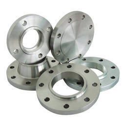 Stainless Steel Flanges - Round Shape, Silver Color | High Performance, Accurate Profile, Casting Technique