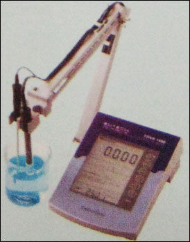 Laboratory Conductivity Meter