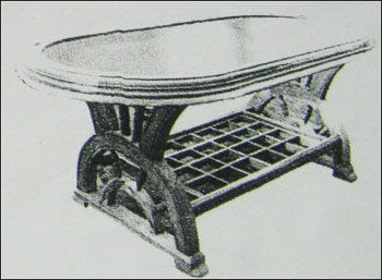 Wooden Table (Drk245)